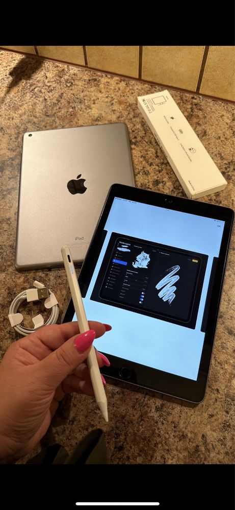 Tablet iPad Apple Retina - TOUCH ID - PROCREATE - swietny do rysowania