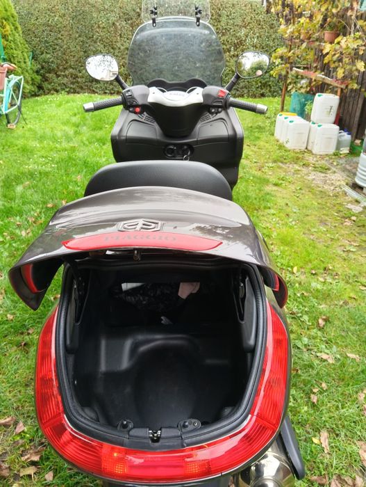 Piaggio XEVO 400