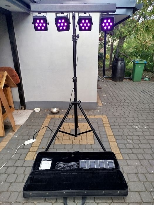 Zestaw oświetleniowy 4 z par LED kompletny