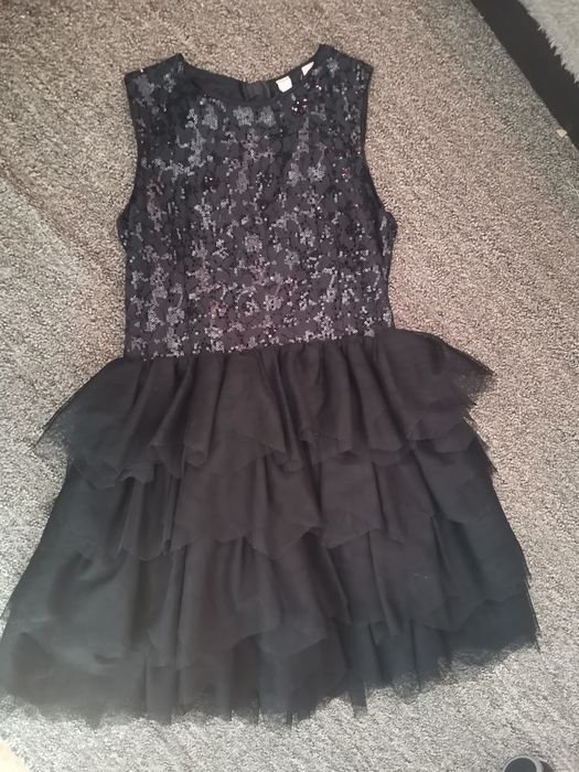 Шикарна сукня, плаття