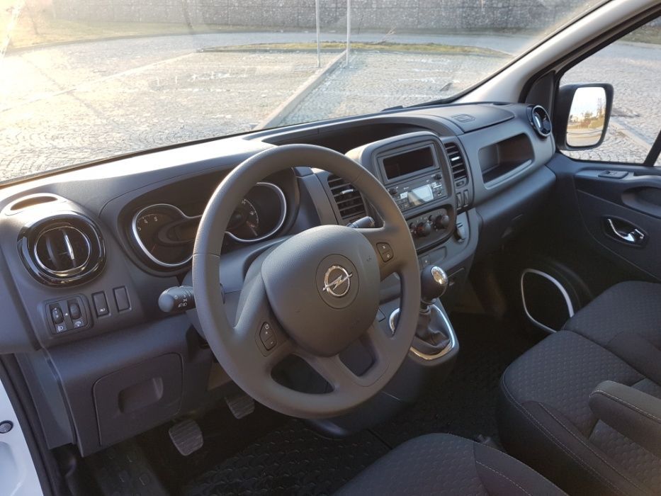 Wynajem Busów Samochodów Dostawczych Wypożyczalnia Procar!