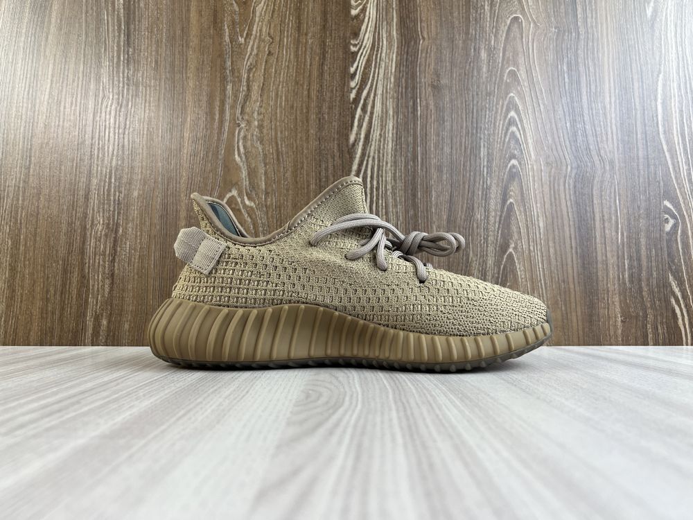 Yeezy 350 v2 earth