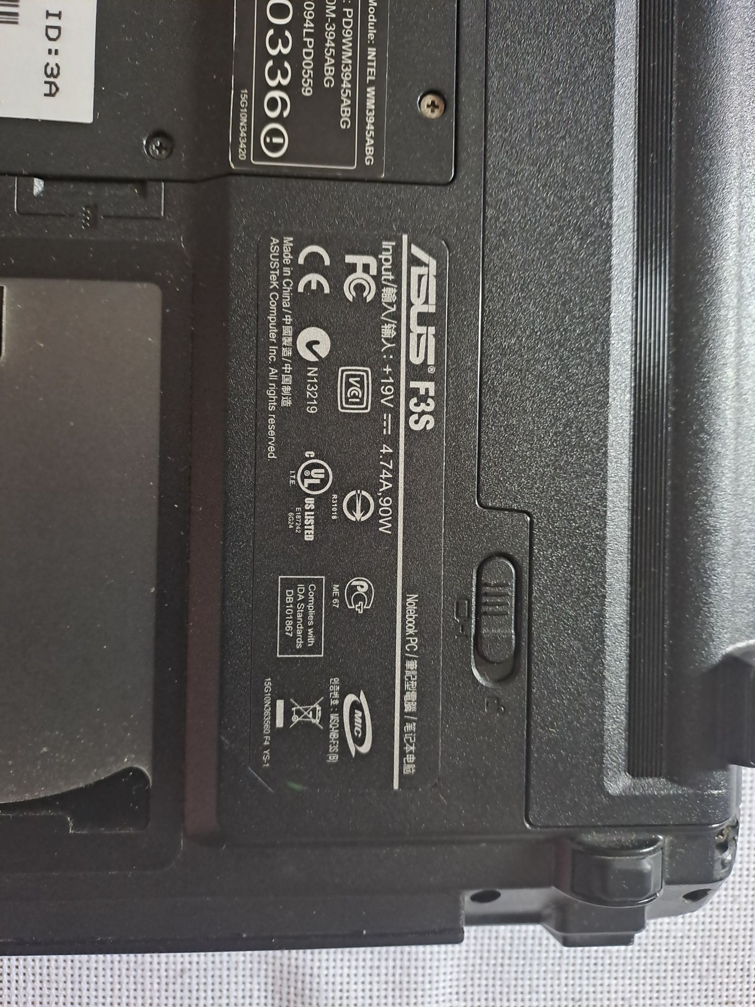 Sprzedam laptop ASUS