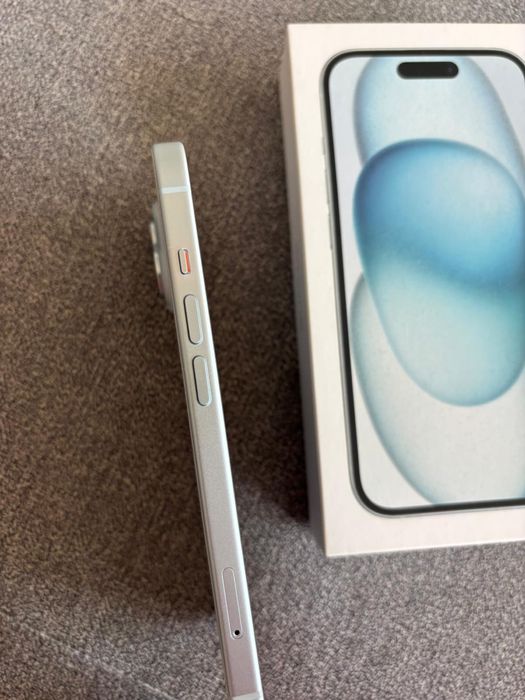 iPhone 15 128gb stan idealny