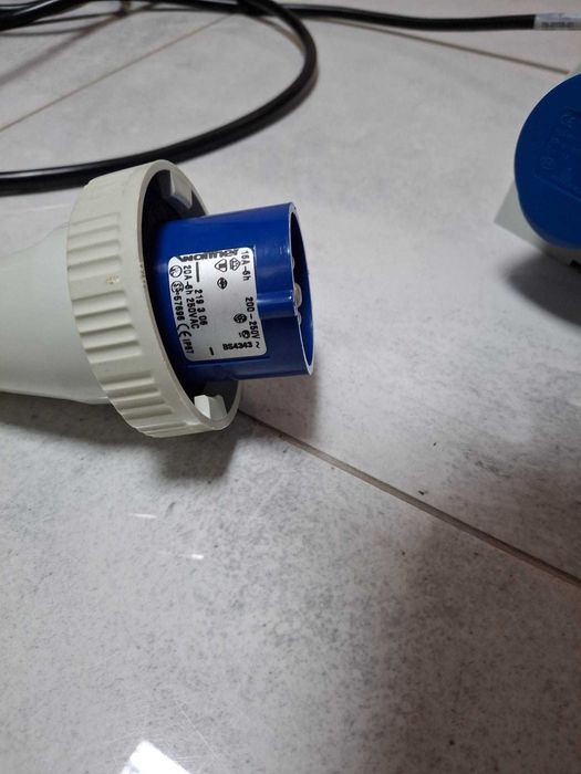 CEE Gniazdo Przyłącze Adapter z kablem 4m 230V