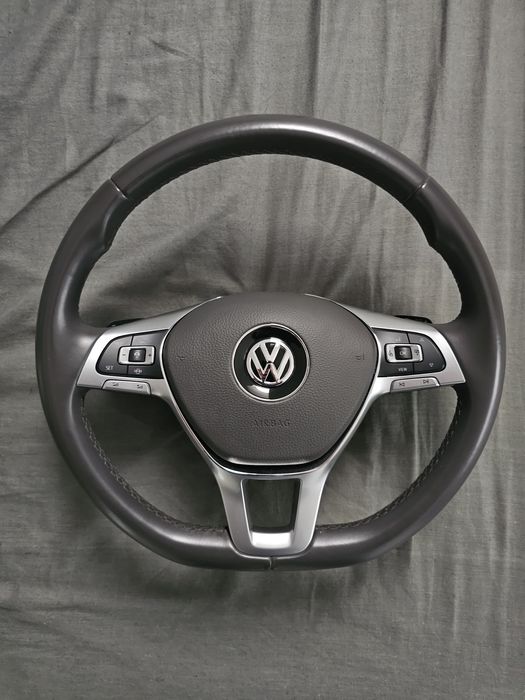 Руль VW touareg lll ідеальний стан