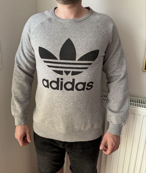 Bluza ADIDAS męska wkładana bez kaptura szara z czarnym logiem