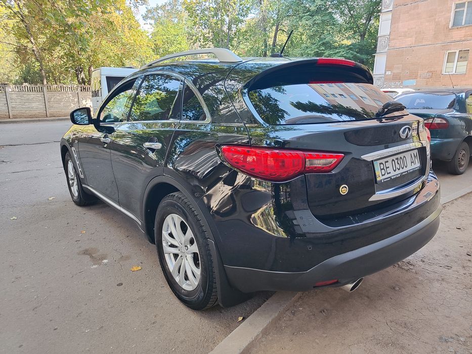 Продам infiniti FX35 66000 пробега родного