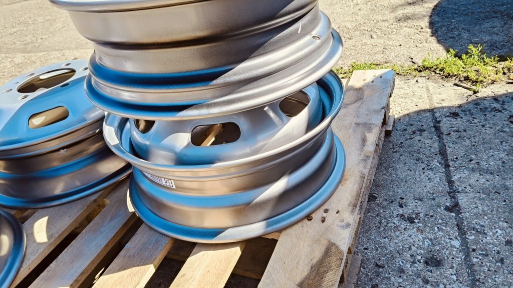 Felgi Iveco bliźniak 16 cali oryginalne NOWE