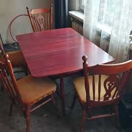 Komplet składany stół i 4 krzesła bardzo solidne.