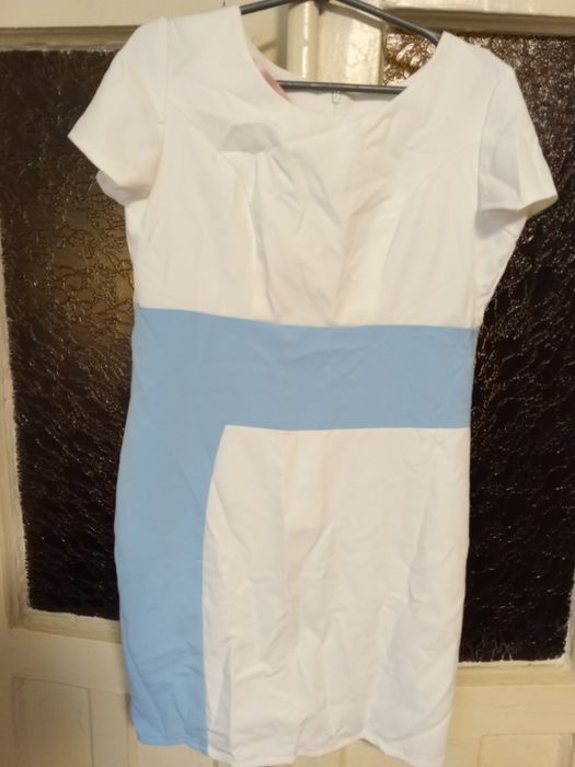 Платья  женские новые