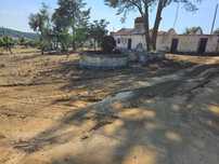 Terreno de 8.600 m² urbano e rústico com ruína para reabilitação,