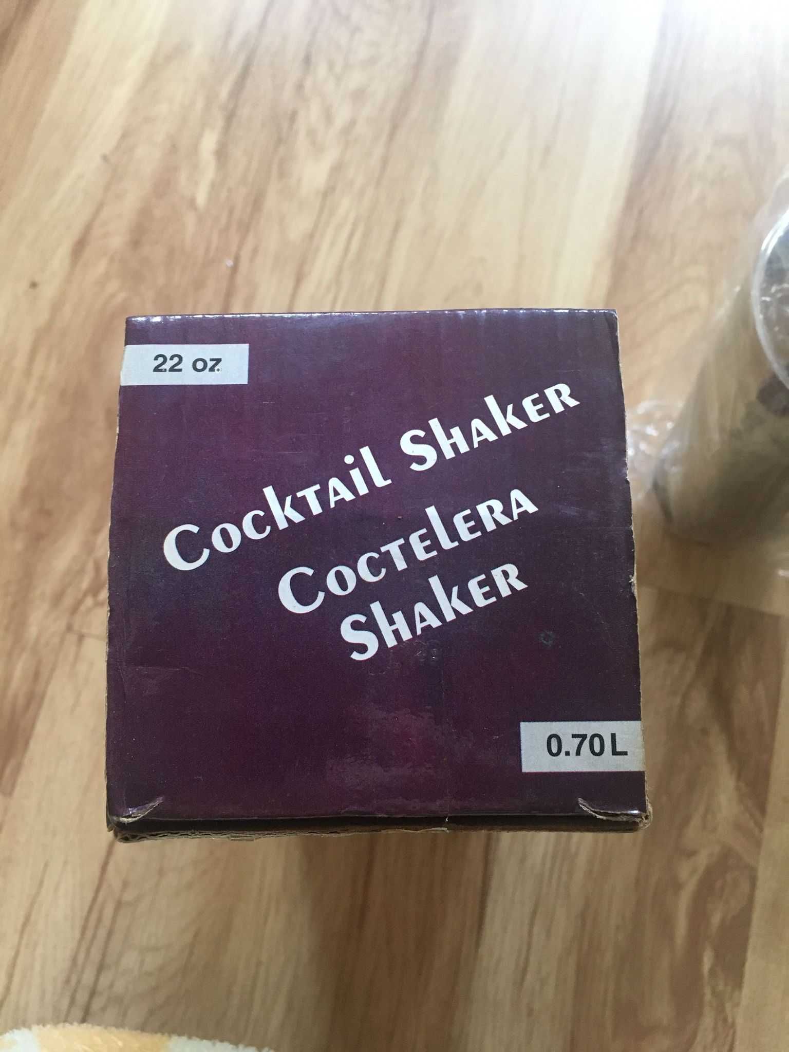 Cocktail shaker nowy