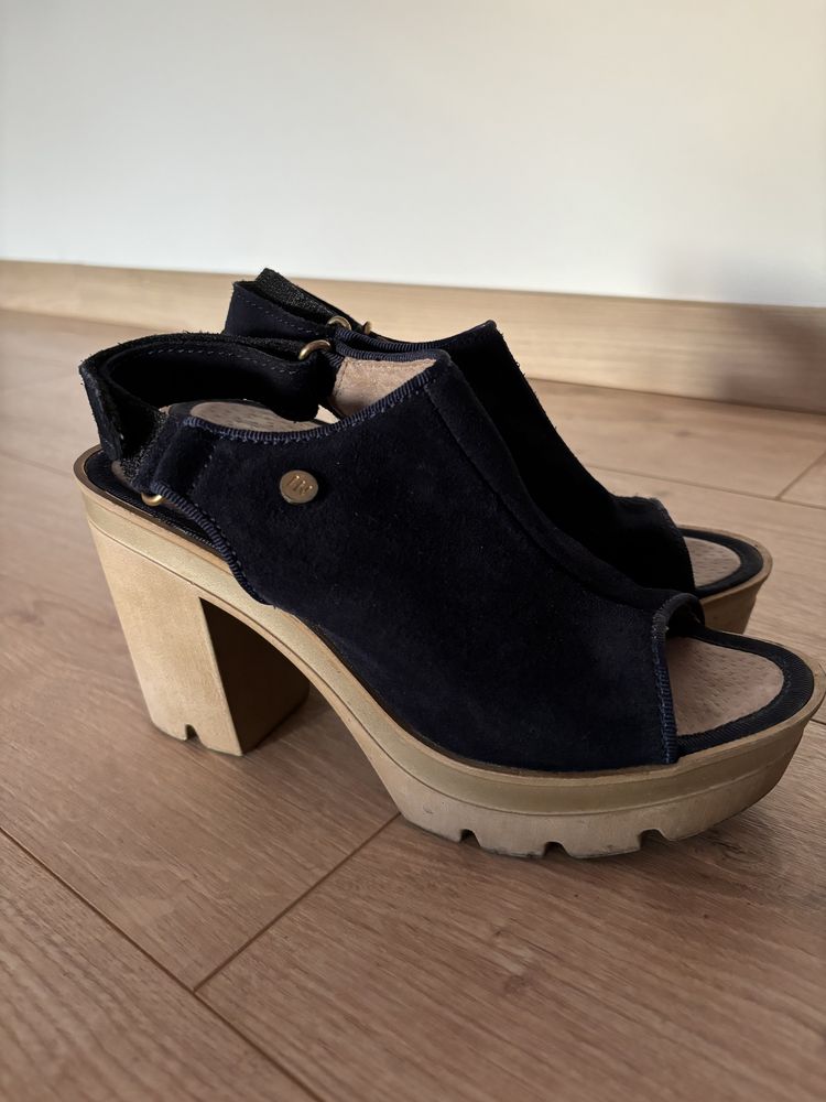 Sandalias salto alto azul N 36
