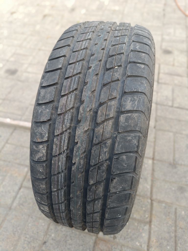 Opona letnia 225/55R16 Dunlop SP Sport 2000 E pojedynka z zapasu