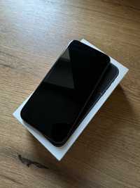 iPhone 11 czarny 64 gb