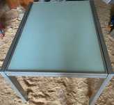 Conjunto de sofá e mesa