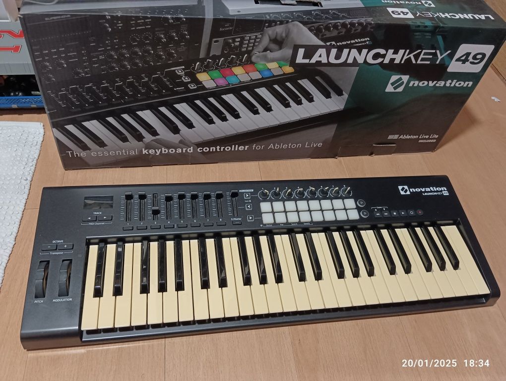 Teclado controlador de MIDI