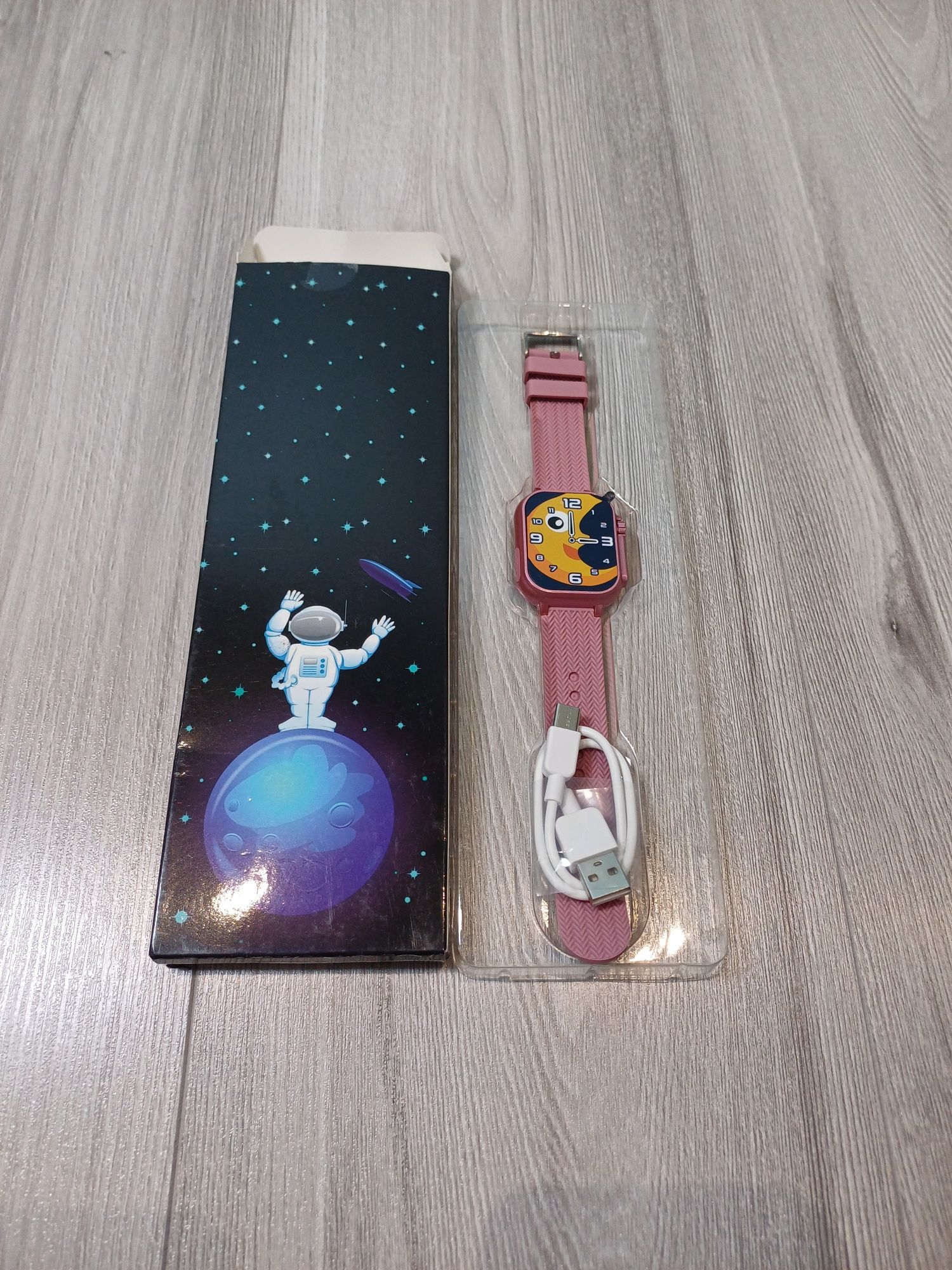 Smartwatch różowy dziecięcy