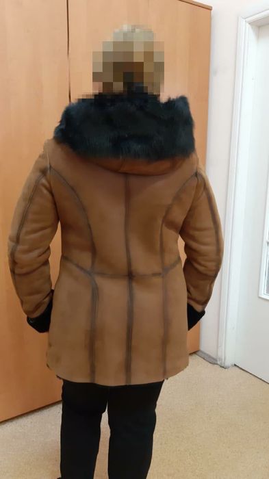 Дубленка натуральная  замшевая новая