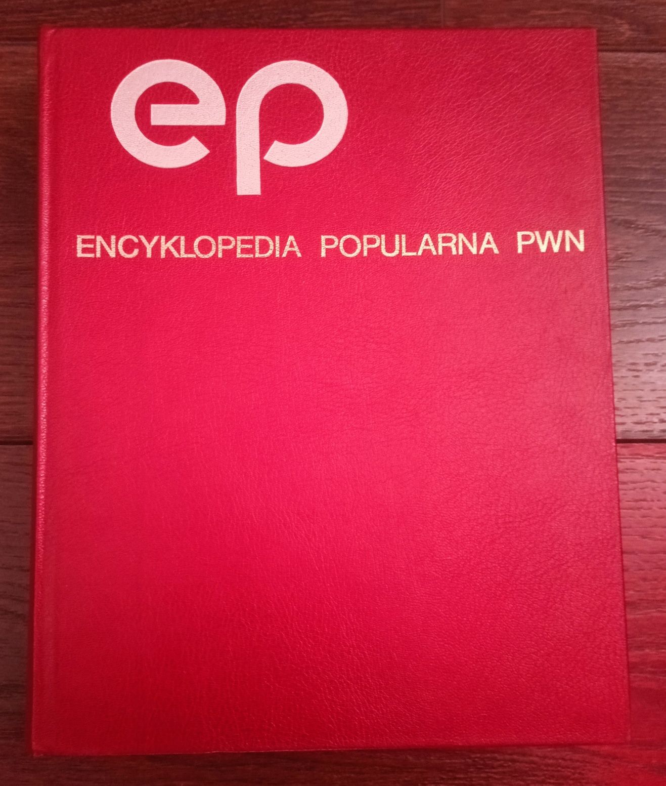 Encyklopedia Popularna PWN z 1982 roku