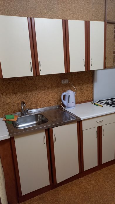 Сдаю 0днокомнатную квартиру на Троещине  в районе Фестивального