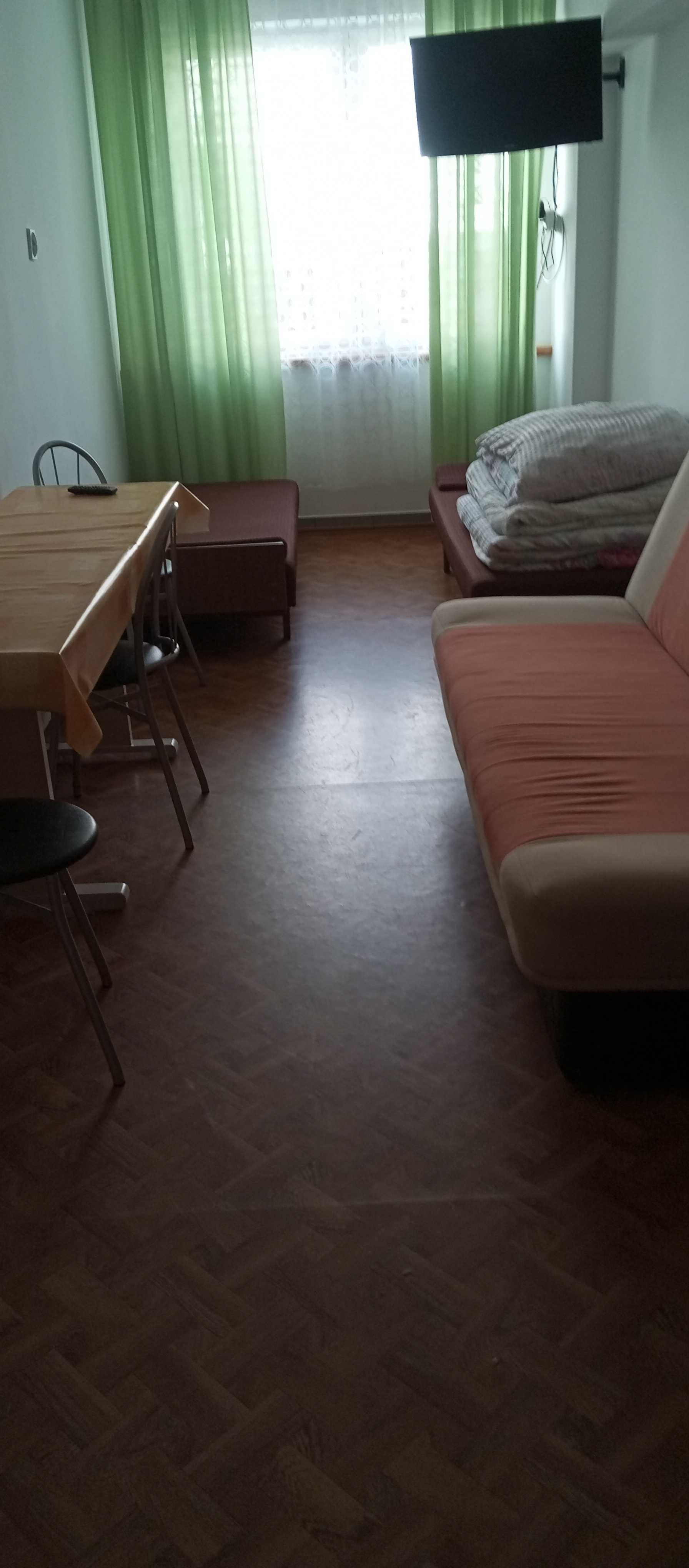 Kołobrzeg tanie noclegi, tanie pokoje, tanie kwatery blisko morza.