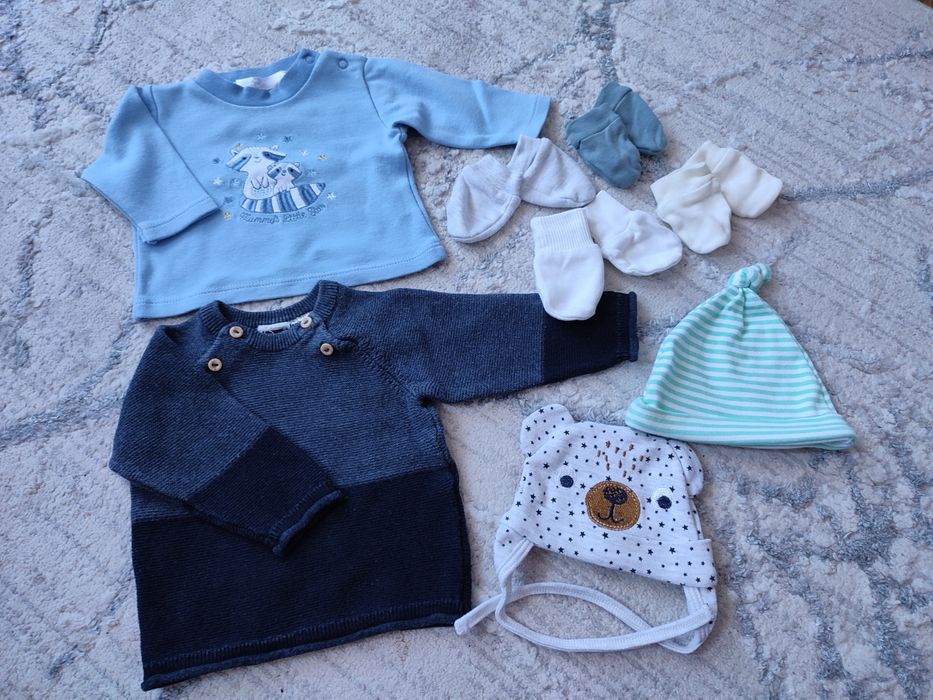 Sweterek i bluzeczka niemowlęca rozmiar 56