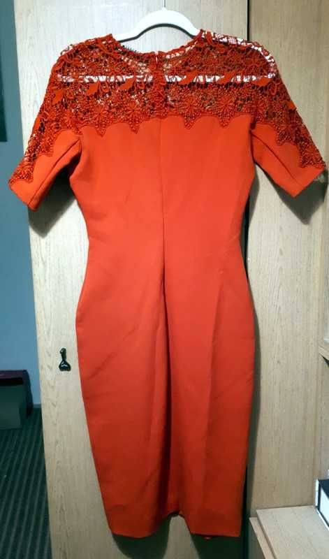 Sukienka z krótkim rękawem, Zara, S/ 36, midi, do kolan, nowa