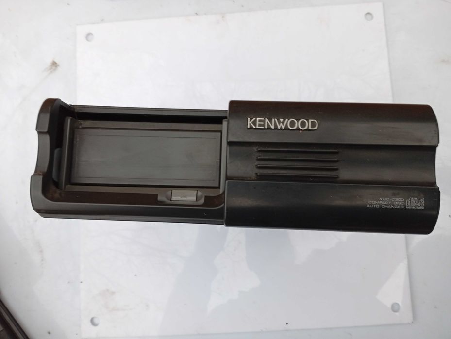 Kenvod  пристрій для дисків