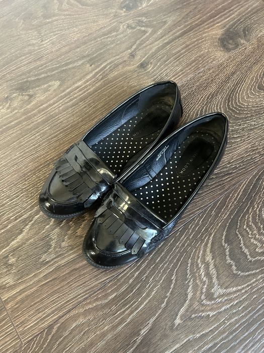 Damskie czarne mokasyny loafersy New Look r. 38 klasyczne lakierowane