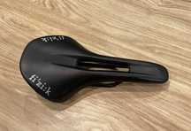 Siodełko Fizik Vento Antares 140 mm