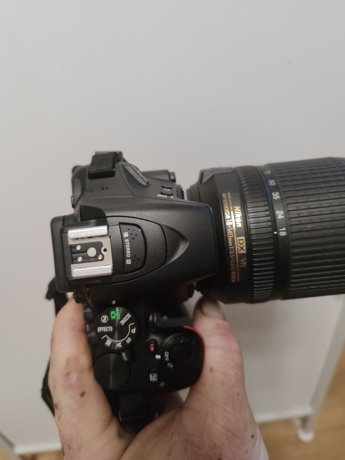 Nikon D5600 AF-S DX NIKKOR 18-140 mm f/3.5-5.6 G ED VR