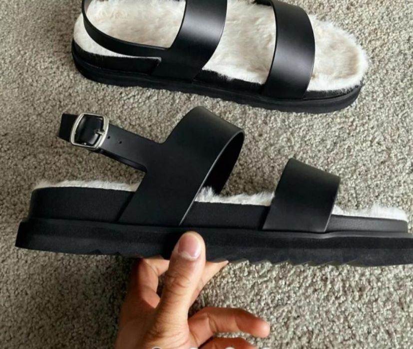 Босоніжки, сандалі, тапки з хутром