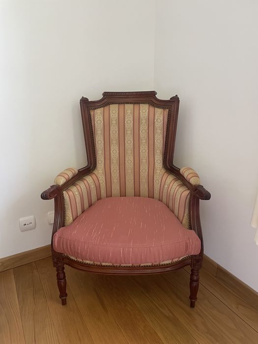 Quarto de casal + Espelho + Cómoda