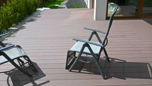 Deski tarasowe kompozyt ryflowane szer, 15 cm 25 mm grubości 1 mb