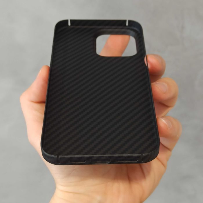 Карбоновый чехол iPhone 14 PRO MAX