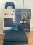 Playstation 4 1TB Preto com Caixa Original + 2 comandos + Pack jogos
