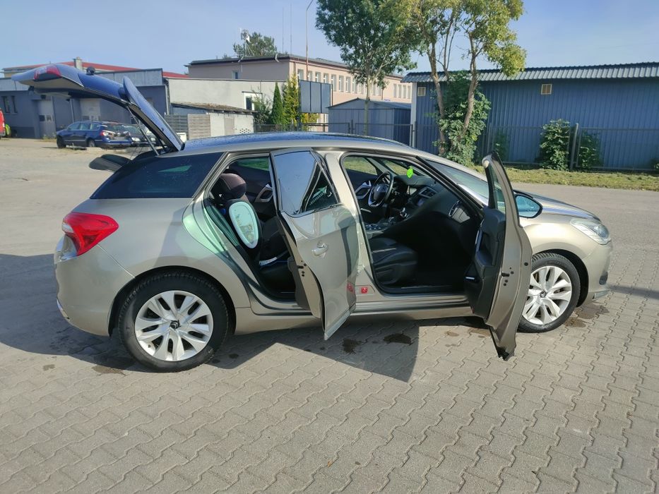 Citroën DS5 Hybrid4 2013