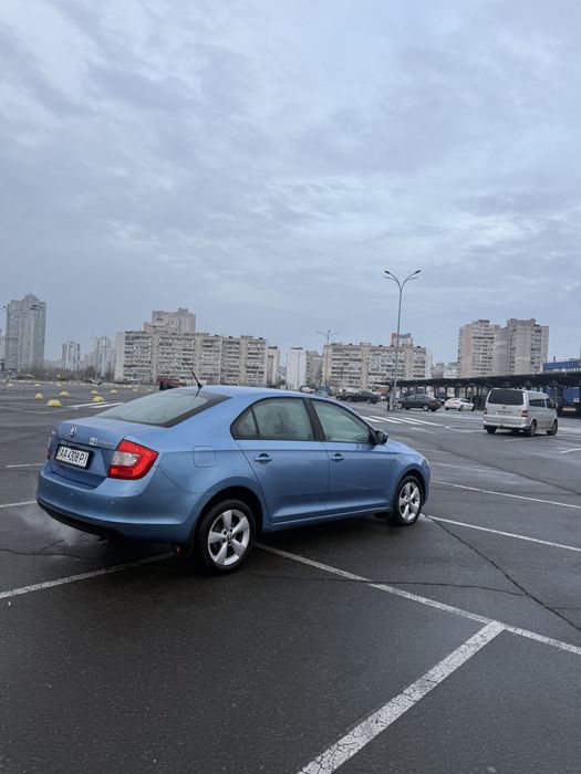 Шкода рапид автомат один хозяин с салона