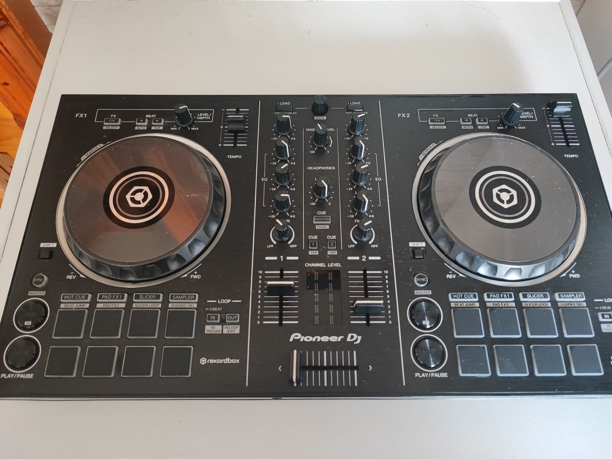 Pioneer DJ DDJ-RB + rekordbox