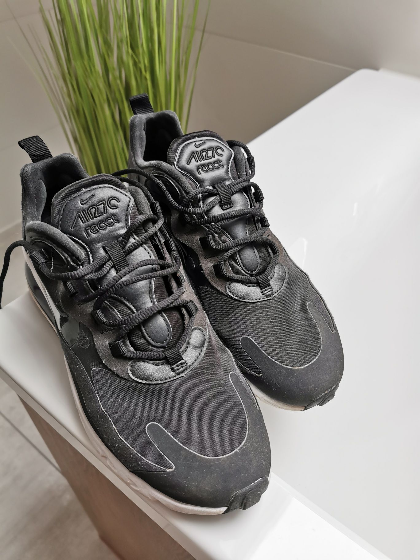 Air Max react. Roz 40