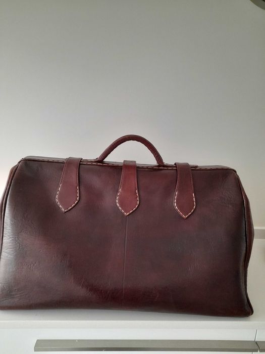 Malão de viagem em cabedal