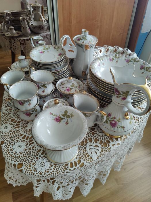 Porcelana Chodzież zestaw/ serwis obiadowy+ kawowy