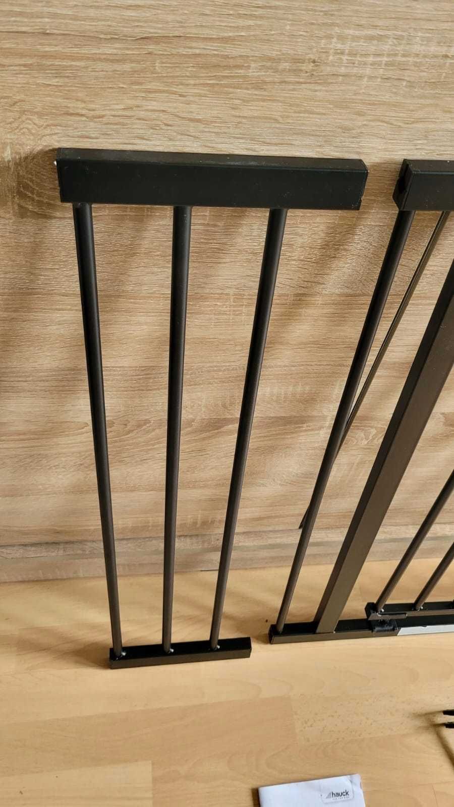 Bramka Rozporowa na drzwi HAUCK 75-80cm + rozszerzenie 21cm 96-101cm