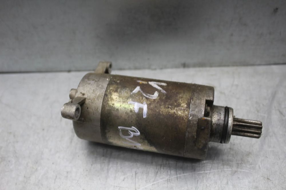 Yamaha YZF 125 Rozrusznik silnika