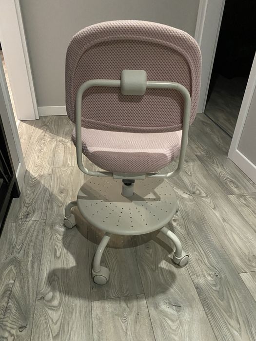 Krzesło obrotowe IKEA Vimund do biurka szkolne na kółkach