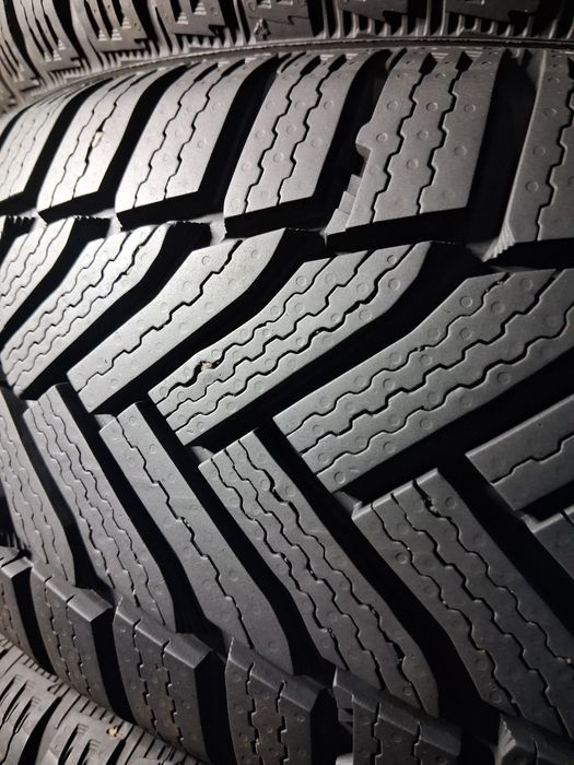 Шини б/у зимові 205/55 R16 Michelin Alpin 6