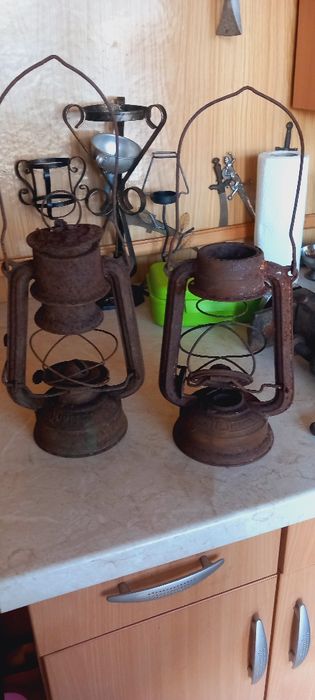 Stare lampy niekompletne