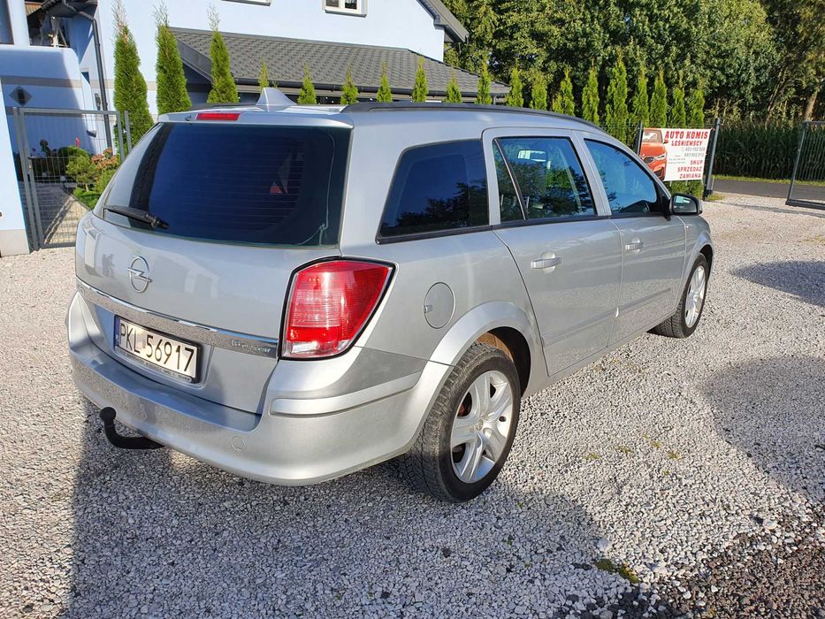Opel Astra H Kombi 1.6 16V Klima Tempomat Hak Zamiana 226 Tyś Km Zadba